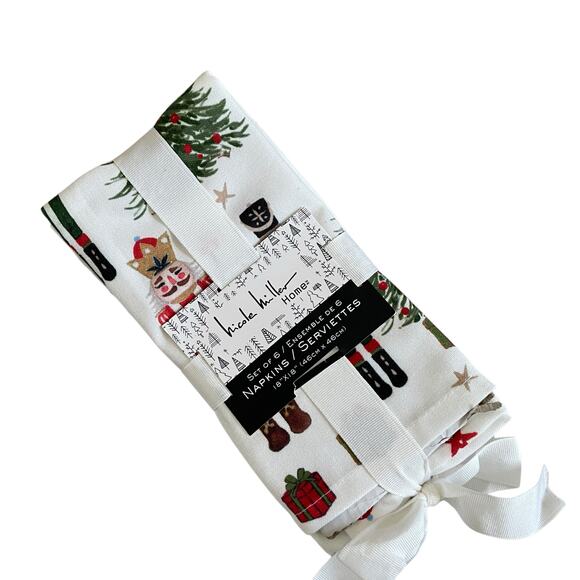 Nicole Miller Christmas Nutcracker Dinner Napkins 18x18 Set of 6 New - Picture 2 of 10